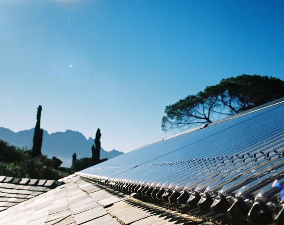 Kingspan Environmental Thermomax Solar Heat Europe – Vacuum tube collectors on building in South Africa