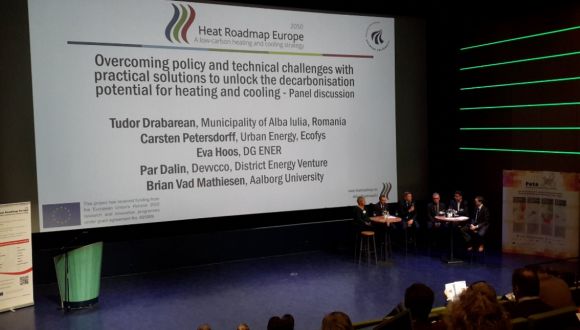 Heat Roadmap Europe: decarbonisation pathways for Europe